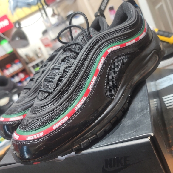 Undefeated x Airmax 97 OG "Black" mens size 11.5 - Picture 7 of 7